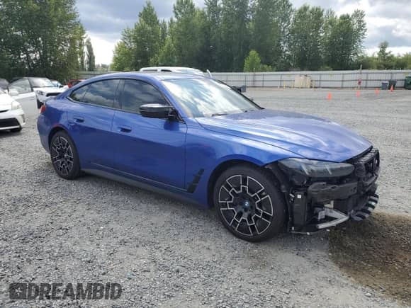 2025 BMW i4 M50 с VIN WBY33HD06SFU40221, выставлен на аукционе Copart как лот 61971985 с пробегом 4 991 миль миль и Списание • Salvage title. История ставок и продаж доступна на DreamBid. Изображение 4.
