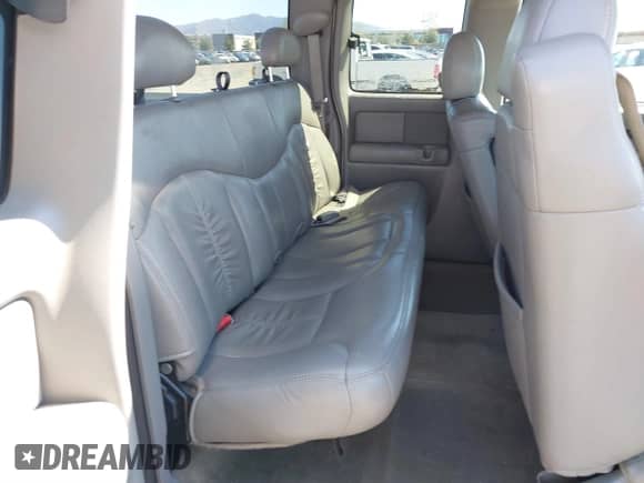 2002 Chevrolet Silverado 1500 LS with VIN 2GCEC19TX21415253, listed as a IAAI auction lot 41788212 with 146,312 mi miles and . Bid and sale history available at DreamBid. Image 8.