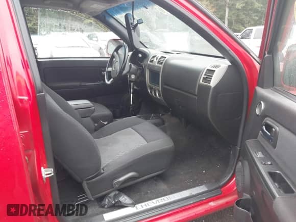 2010 Chevrolet Colorado 1LT z VIN 1GCDSCD90A8105078, wystawiony jako IAAI lot #41987710 z przebiegiem 192 779 mil mil oraz . Historia ofert i sprzedaży dostępna na DreamBid. Obrazek 5.