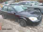 2007 Chevrolet Cobalt LS z VIN 1G1AK55F677104916, wystawiony jako IAAI lot #43517842 z przebiegiem 105 372 mil mil oraz . Historia ofert i sprzedaży dostępna na DreamBid. Obrazek 1.