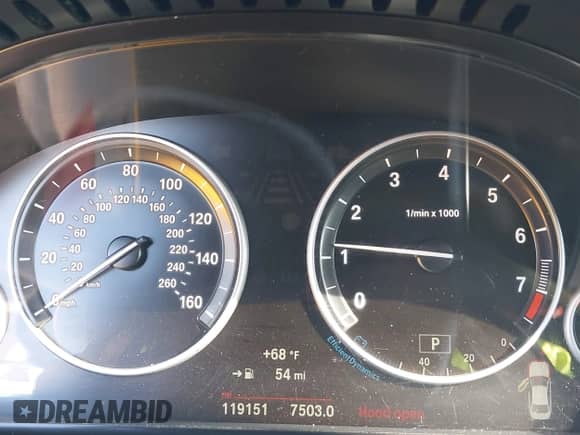 2015 BMW 5 Series 528i с VIN WBA5A5C58FD519593, выставлен на аукционе IAAI как лот 43200640 с пробегом 119 151 миль миль и . История ставок и продаж доступна на DreamBid. Изображение 7.