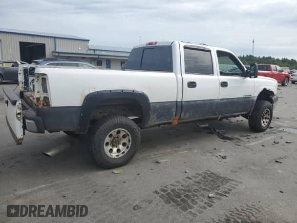 2003 Chevrolet Silverado 2500HD LS с VIN 1GCHK23U93F166543, выставлен на аукционе Copart как лот 69446585 с пробегом 208 698 миль миль и Чистый • Clean title. История ставок и продаж доступна на DreamBid. Изображение 3.
