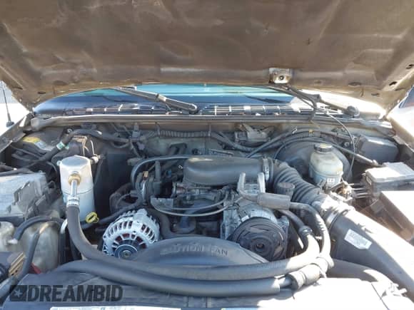 2002 Chevrolet Blazer LS с VIN 1GNCS18W12K145228, выставлен на аукционе IAAI как лот 41653692 с пробегом 213 764 миль миль и . История ставок и продаж доступна на DreamBid. Изображение 10.