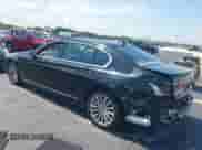 2022 BMW 7 Series 740i z VIN WBA7T2C02NCH73426, wystawiony jako IAAI lot #42641007 z przebiegiem 49 300 mil mil oraz . Historia ofert i sprzedaży dostępna na DreamBid. Obrazek 3.