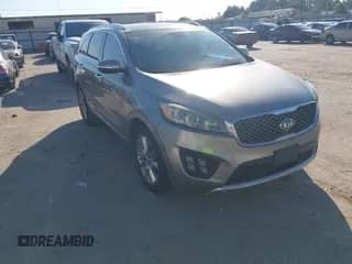 2017 Kia Sorento SX with VIN 5XYPK4A59HG200634, listed as a IAAI auction lot 43453267 with 156,425 mi miles and . Bid and sale history available at DreamBid. Image 1.