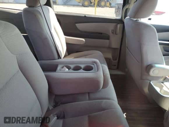 2011 Honda Odyssey EX с VIN 5FNRL5H46BB507914, выставлен на аукционе Copart как лот 65530005 с пробегом Не указан миль и На запчасти • Non repairable. История ставок и продаж доступна на DreamBid. Изображение 10.