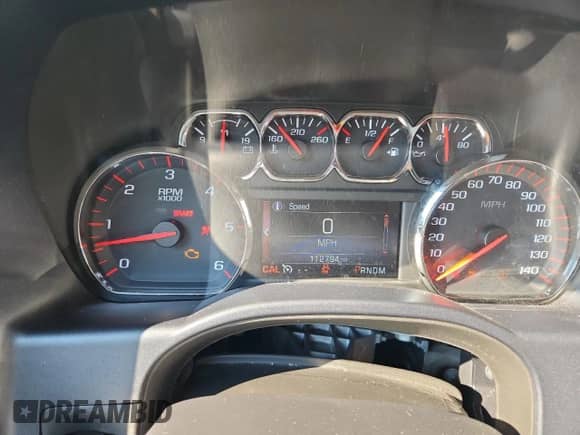 2015 GMC Sierra 1500 SLE z VIN 3GTP1UEC7FG241824, wystawiony jako Copart lot #81080245 z przebiegiem 112 794 mil mil oraz Szkoda całkowita • Salvage title. Historia ofert i sprzedaży dostępna na DreamBid. Obrazek 9.