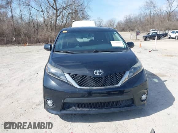 2015 Toyota Sienna SE with VIN 5TDXK3DC9FS652765, listed as a IAAI auction lot 41723922 with 105,679 mi miles and . Bid and sale history available at DreamBid. Image 13.