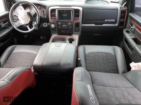 2018 Ram 1500 Rebel с VIN 1C6RR7YT7JS235965, выставлен на аукционе Copart как лот 84749674 с пробегом 61 484 миль миль и Списание • Salvage title. История ставок и продаж доступна на DreamBid. Изображение 8.