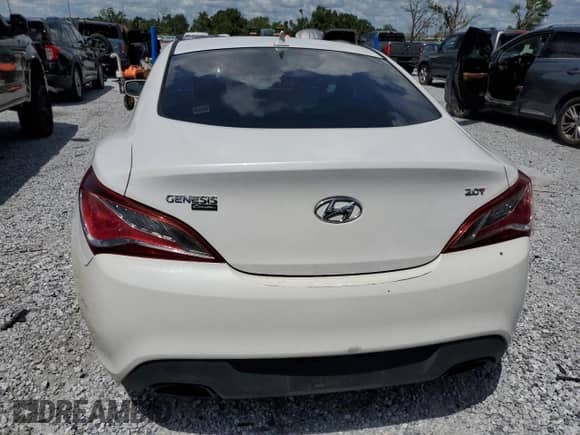 2013 Hyundai Genesis Coupe 2.0T with VIN KMHHT6KD3DU105266, listed as a Copart auction lot 71177065 with 166,328 mi miles and Clean title. Bid and sale history available at DreamBid. Image 6.