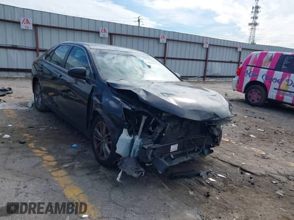 2016 Toyota Camry LE с VIN 4T1BF1FK1GU250187, выставлен на аукционе IAAI как лот 43069415 с пробегом 163 588 миль миль и . История ставок и продаж доступна на DreamBid. Изображение 1.