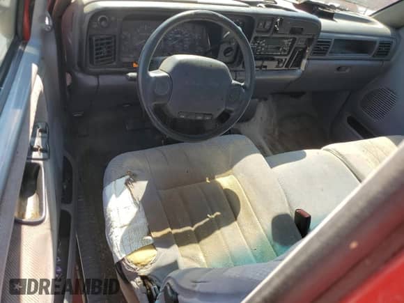 1997 Dodge 1500 with VIN 1B7HF16Y6VJ543522, listed as a Copart auction lot 71537935 with 232,005 mi miles and Salvage title. Bid and sale history available at DreamBid. Image 8.