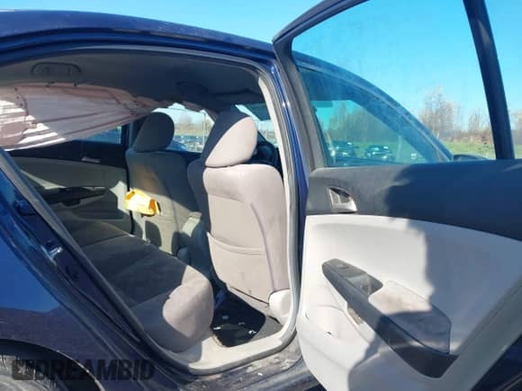 2012 Honda Accord LX z VIN 1HGCP2F31CA009280, wystawiony jako IAAI lot #43491898 z przebiegiem 229 654 mil mil oraz . Historia ofert i sprzedaży dostępna na DreamBid. Obrazek 8.