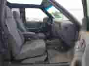 2000 Chevrolet S-10 LS с VIN 1GCDT19W9Y8202273, выставлен на аукционе IAAI как лот 42130079 с пробегом 190 140 миль миль и . История ставок и продаж доступна на DreamBid. Изображение 5.