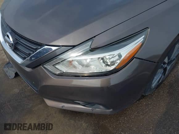 2016 Nissan Altima SR z VIN 1N4AL3AP5GC272924, wystawiony jako IAAI lot #42462972 z przebiegiem 96 920 mil mil oraz . Historia ofert i sprzedaży dostępna na DreamBid. Obrazek 18.