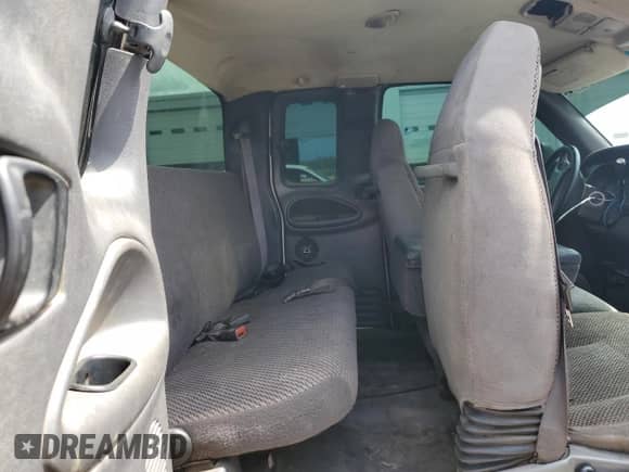 2000 Dodge 2500 with VIN 3B7KF2363YG114309, listed as a Copart auction lot 60270975 with 214,660 mi miles and Salvage title. Bid and sale history available at DreamBid. Image 10.