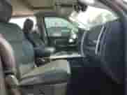 2017 Ram 1500 Laramie z VIN 1C6RR7VT8HS675210, wystawiony jako Copart lot #61593145 z przebiegiem 48 750 mil mil oraz Szkoda całkowita • Salvage title. Historia ofert i sprzedaży dostępna na DreamBid. Obrazek 7.