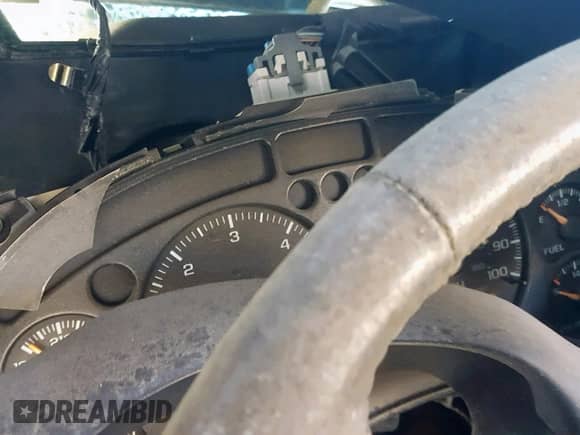 2002 Chevrolet Blazer LS z VIN 1GNDT13WX2K135046, wystawiony jako Copart lot #26860929 z przebiegiem Nie podano mil oraz Szkoda całkowita • Salvage title. Historia ofert i sprzedaży dostępna na DreamBid. Obrazek 8.