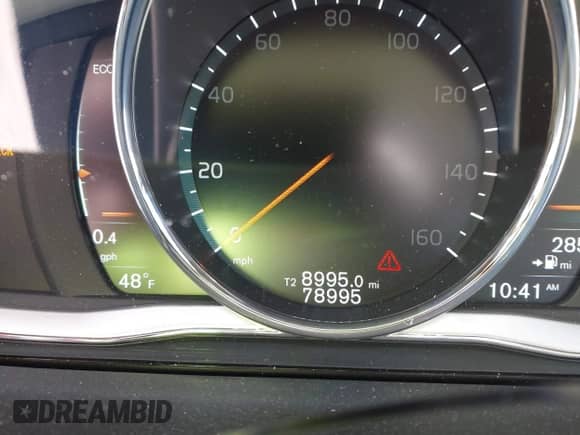 2018 Volvo S60 Inscription с VIN LYV402HK1JB177583, выставлен на аукционе IAAI как лот 41581460 с пробегом 78 995 миль миль и . История ставок и продаж доступна на DreamBid. Изображение 15.