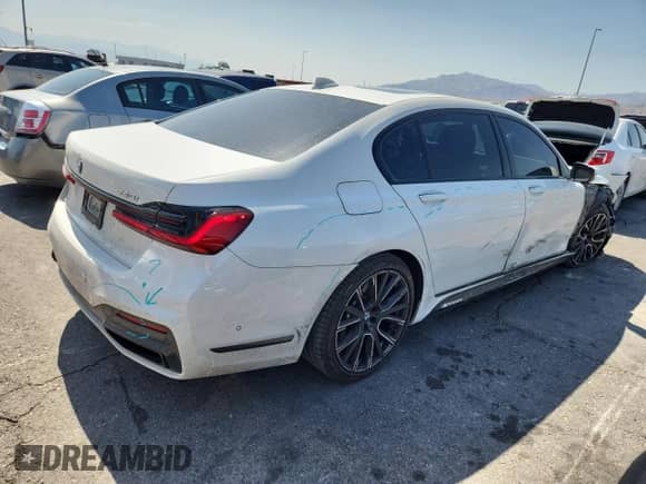 2020 BMW 7 Series 740i with VIN WBA7T2C03LGF96603, listed as a Copart auction lot 61264975 with 58,459 mi miles and Salvage title. Bid and sale history available at DreamBid. Image 3.
