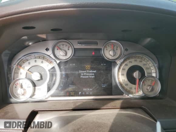 2014 Ram 1500 Longhorn Limited z VIN 1C6RR7WM7ES269535, wystawiony jako Copart lot #44575215 z przebiegiem 223 170 mil mil oraz Szkoda całkowita • Salvage title. Historia ofert i sprzedaży dostępna na DreamBid. Obrazek 9.