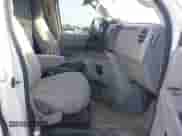 2010 Ford Econoline Cargo Commercial с VIN 1FTNE2EW5ADA95732, выставлен на аукционе IAAI как лот 42913954 с пробегом 333 560 миль миль и . История ставок и продаж доступна на DreamBid. Изображение 5.