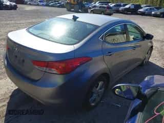 2013 Hyundai Elantra GLS с VIN KMHDH4AE0DU675062, выставлен на аукционе IAAI как лот 43186022 с пробегом 146 855 миль миль и . История ставок и продаж доступна на DreamBid. Изображение 4.