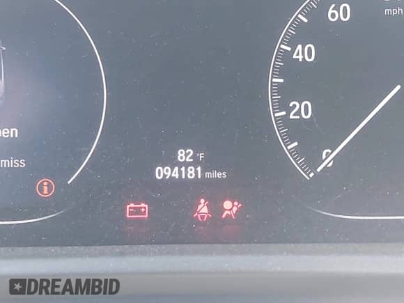 2018 Honda Accord Sport z VIN 1HGCV1F3XJA235587, wystawiony jako IAAI lot #43034052 z przebiegiem 94 181 mil mil oraz . Historia ofert i sprzedaży dostępna na DreamBid. Obrazek 16.