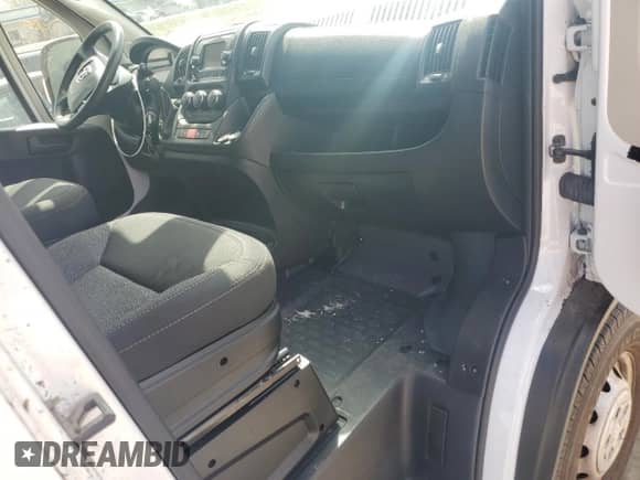 2020 Ram ProMaster Cargo z VIN 3C6TRVDG0LE121850, wystawiony jako Copart lot #49088355 z przebiegiem 59 816 mil mil oraz Szkoda całkowita • Salvage title. Historia ofert i sprzedaży dostępna na DreamBid. Obrazek 8.