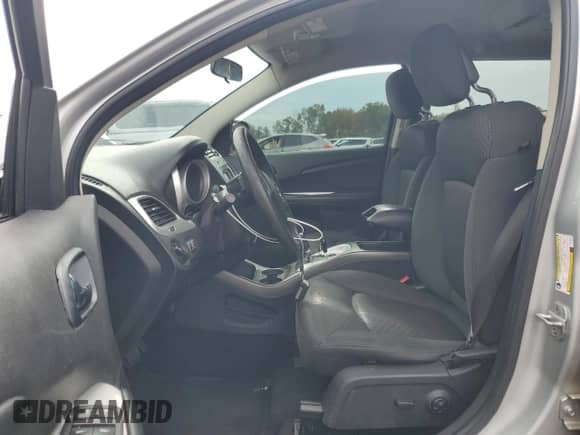 2011 Dodge Journey Mainstreet with VIN 3D4PH1FG6BT559255, listed as a Copart auction lot 82036445 with 172,802 mi miles and Salvage title. Bid and sale history available at DreamBid. Image 7.