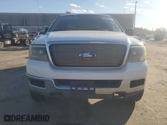 2004 Ford F-150 XLT z VIN 1FTPW14504KB14857, wystawiony jako Copart lot #46988345 z przebiegiem 149 769 mil mil oraz Czysty tytuł • Clean title. Historia ofert i sprzedaży dostępna na DreamBid. Obrazek 5.
