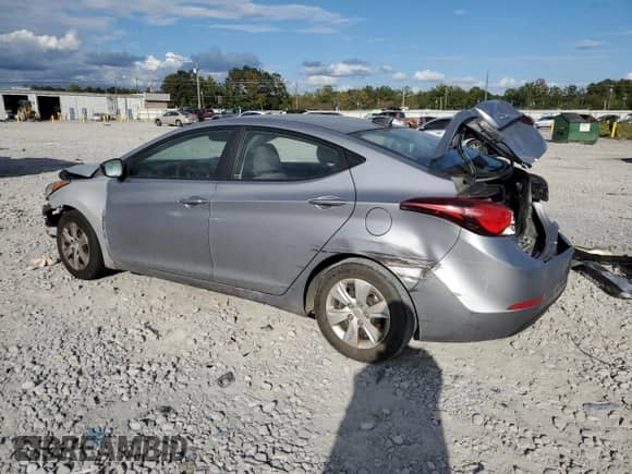 2016 Hyundai Elantra SE with VIN 5NPDH4AE1GH786299, listed as a Copart auction lot 82234435 with 62,093 mi miles and Salvage title. Bid and sale history available at DreamBid. Image 2.