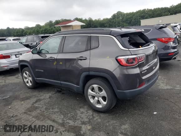 2019 Jeep Compass Latitude с VIN 3C4NJDBB5KT742294, выставлен на аукционе Copart как лот 66350475 с пробегом 83 848 миль миль и Списание • Salvage title. История ставок и продаж доступна на DreamBid. Изображение 2.