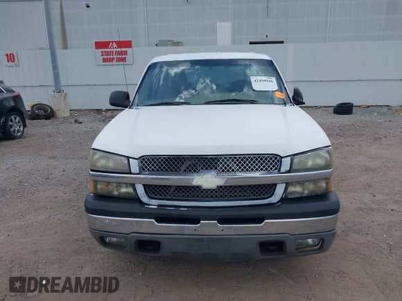 2005 Chevrolet Silverado 1500 LS с VIN 2GCEC13T351239322, выставлен на аукционе IAAI как лот 42450946 с пробегом Не указан миль и . История ставок и продаж доступна на DreamBid. Изображение 11.