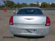 2007 Chrysler 300 Limited с VIN 2C3KA53G27H613386, выставлен на аукционе IAAI как лот 42734939 с пробегом 179 003 миль миль и . История ставок и продаж доступна на DreamBid. Изображение 15.
