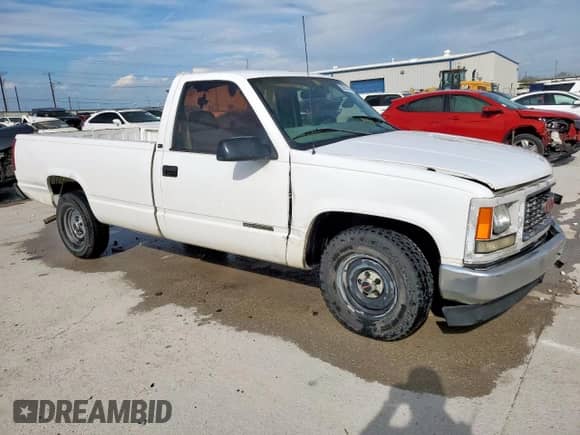 1998 GMC Sierra 1500 z VIN 1GTEC14W8WZ534837, wystawiony jako Copart lot #50653165 z przebiegiem 218 103 mil mil oraz Szkoda całkowita • Salvage title. Historia ofert i sprzedaży dostępna na DreamBid. Obrazek 4.