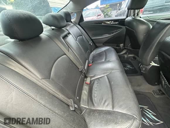 2013 Hyundai Sonata Limited с VIN 5NPEC4AB8DH638610, выставлен на аукционе Copart как лот 86499705 с пробегом 164 601 миль миль и Чистый • Clean title. История ставок и продаж доступна на DreamBid. Изображение 6.