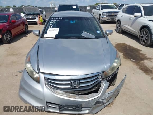 2012 Honda Accord LX с VIN 1HGCP2F39CA222462, выставлен на аукционе IAAI как лот 43382705 с пробегом 222 621 миль миль и . История ставок и продаж доступна на DreamBid. Изображение 12.