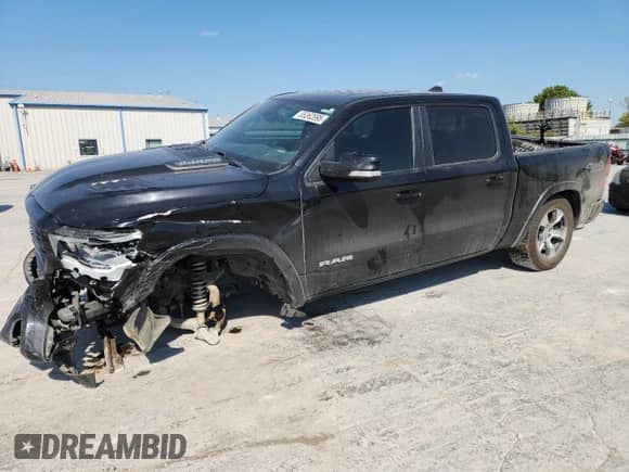 2019 Ram 1500 Laramie with VIN 1C6SRFJT2KN584215, listed as a Copart auction lot 85362895 with 267,246 mi miles and Salvage title. Bid and sale history available at DreamBid. Image 1.