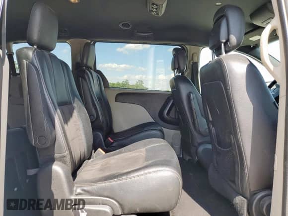 2019 Dodge Grand Caravan SXT z VIN 2C4RDGCG8KR693020, wystawiony jako Copart lot #65456325 z przebiegiem 172 314 mil mil oraz Czysty tytuł • Clean title. Historia ofert i sprzedaży dostępna na DreamBid. Obrazek 11.
