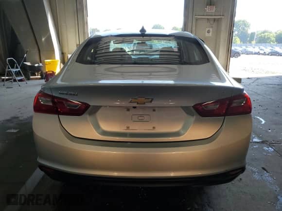 2016 Chevrolet Malibu LS с VIN 1G1ZB5STXGF305818, выставлен на аукционе Copart как лот 68958245 с пробегом Не указан миль и На запчасти • Non repairable. История ставок и продаж доступна на DreamBid. Изображение 6.