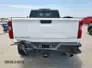 2024 Chevrolet Silverado 2500HD Custom z VIN 2GC4YME72R1121850, wystawiony jako Copart lot #66163225 z przebiegiem 57 752 mil mil oraz Szkoda całkowita • Salvage title. Historia ofert i sprzedaży dostępna na DreamBid. Obrazek 6.