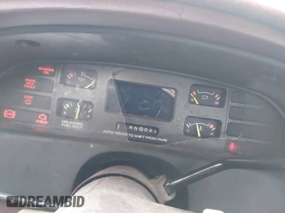 1995 Chevrolet Caprice with VIN 1G1BL52P7SR176512, listed as a IAAI auction lot 42231251 with Not provided miles and . Bid and sale history available at DreamBid. Image 7.