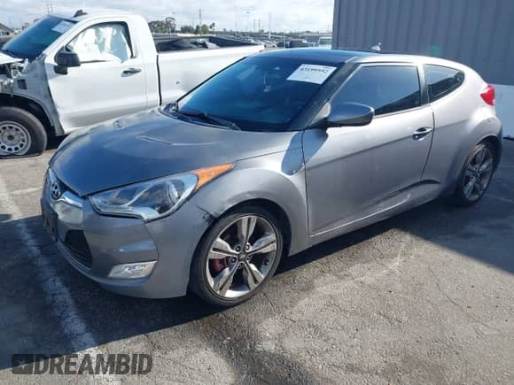 2016 Hyundai Veloster с VIN KMHTC6AD6GU267165, выставлен на аукционе IAAI как лот 43199592 с пробегом 78 378 миль миль и . История ставок и продаж доступна на DreamBid. Изображение 2.