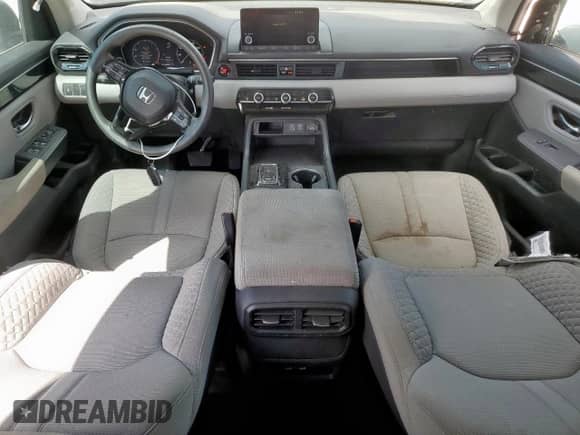 2023 Honda Pilot LX с VIN 5FNYG1H22PB022359, выставлен на аукционе Copart как лот 70882435 с пробегом 36 569 миль миль и Списание • Salvage title. История ставок и продаж доступна на DreamBid. Изображение 8.