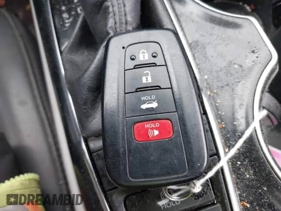 2019 Toyota Camry SE z VIN 4T1B11HK5KU720581, wystawiony jako IAAI lot #42300818 z przebiegiem 136 779 mil mil oraz . Historia ofert i sprzedaży dostępna na DreamBid. Obrazek 11.