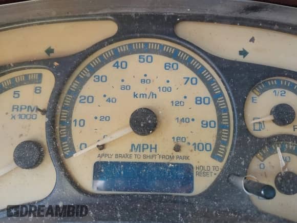 2002 Chevrolet Silverado 1500 with VIN 1GCEC14V22Z138422, listed as a IAAI auction lot 40975500 with Not provided miles and . Bid and sale history available at DreamBid. Image 16.