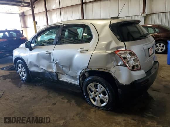 2016 Chevrolet Trax LS z VIN KL7CJKSB6GB558788, wystawiony jako Copart lot #85329875 z przebiegiem Nie podano mil oraz Szkoda całkowita • Salvage title. Historia ofert i sprzedaży dostępna na DreamBid. Obrazek 2.