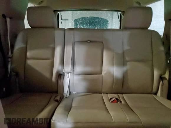 2014 Cadillac Escalade Luxury z VIN 1GYS4BEF9ER149249, wystawiony jako Copart lot #55122045 z przebiegiem 128 100 mil mil oraz Szkoda całkowita • Salvage title. Historia ofert i sprzedaży dostępna na DreamBid. Obrazek 10.