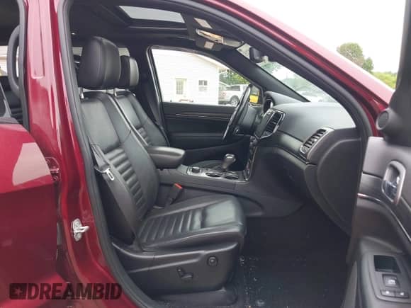 2020 Jeep Grand Cherokee Limited X с VIN 1C4RJFBG3LC359301, выставлен на аукционе IAAI как лот 42302151 с пробегом 45 058 миль миль и . История ставок и продаж доступна на DreamBid. Изображение 5.